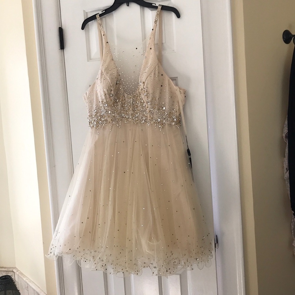 Cocktail/prom/dance/homecoming dress